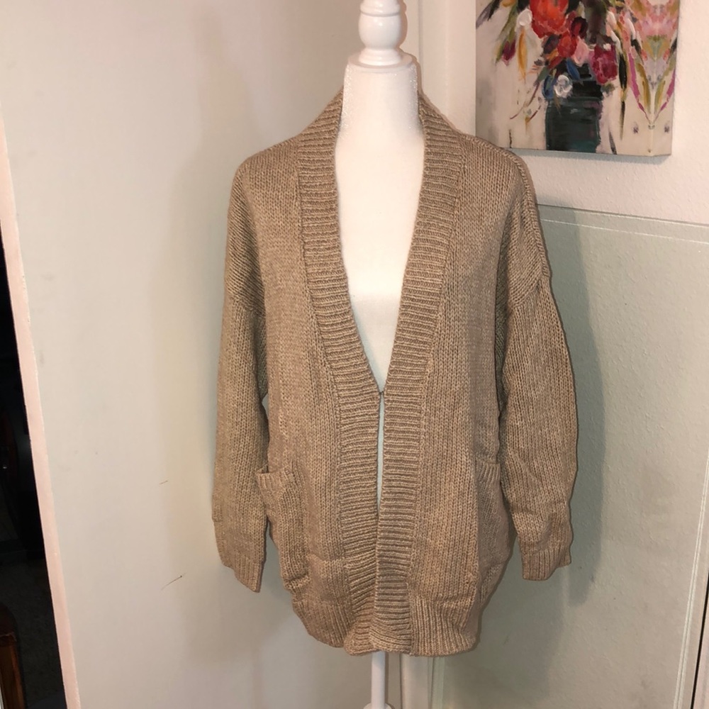 ALPACA & WOOL VSECRET CARDIGAN SWEATER Sz M With Pockets Beige or Tan color
